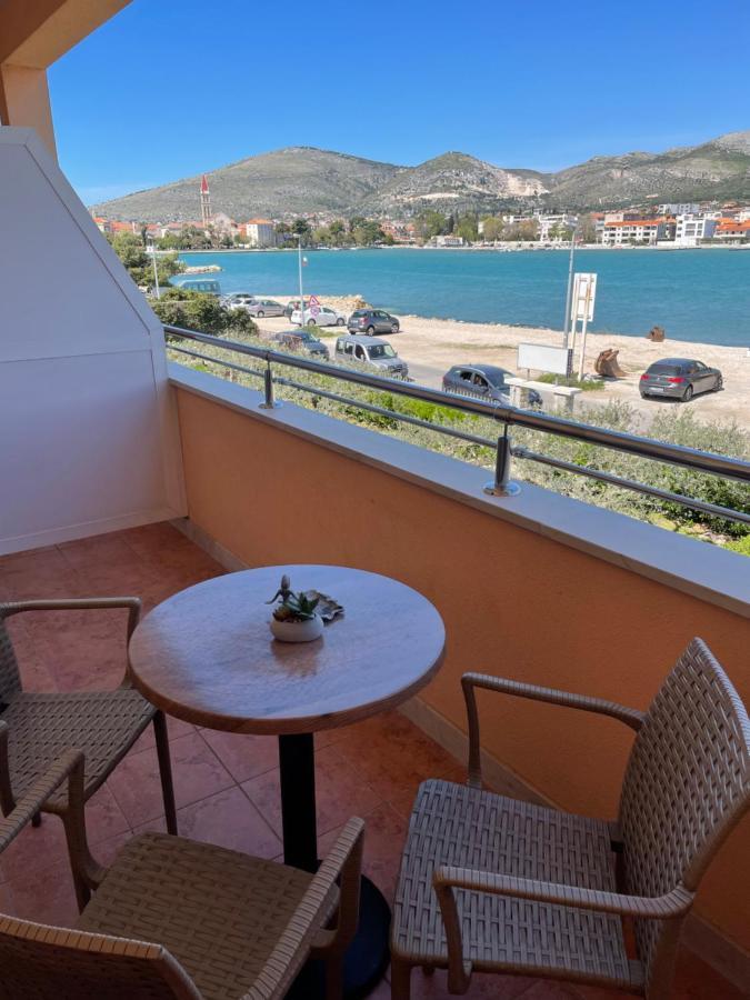 Apartments Kapetanovi Dvori Trogir Eksteriør billede