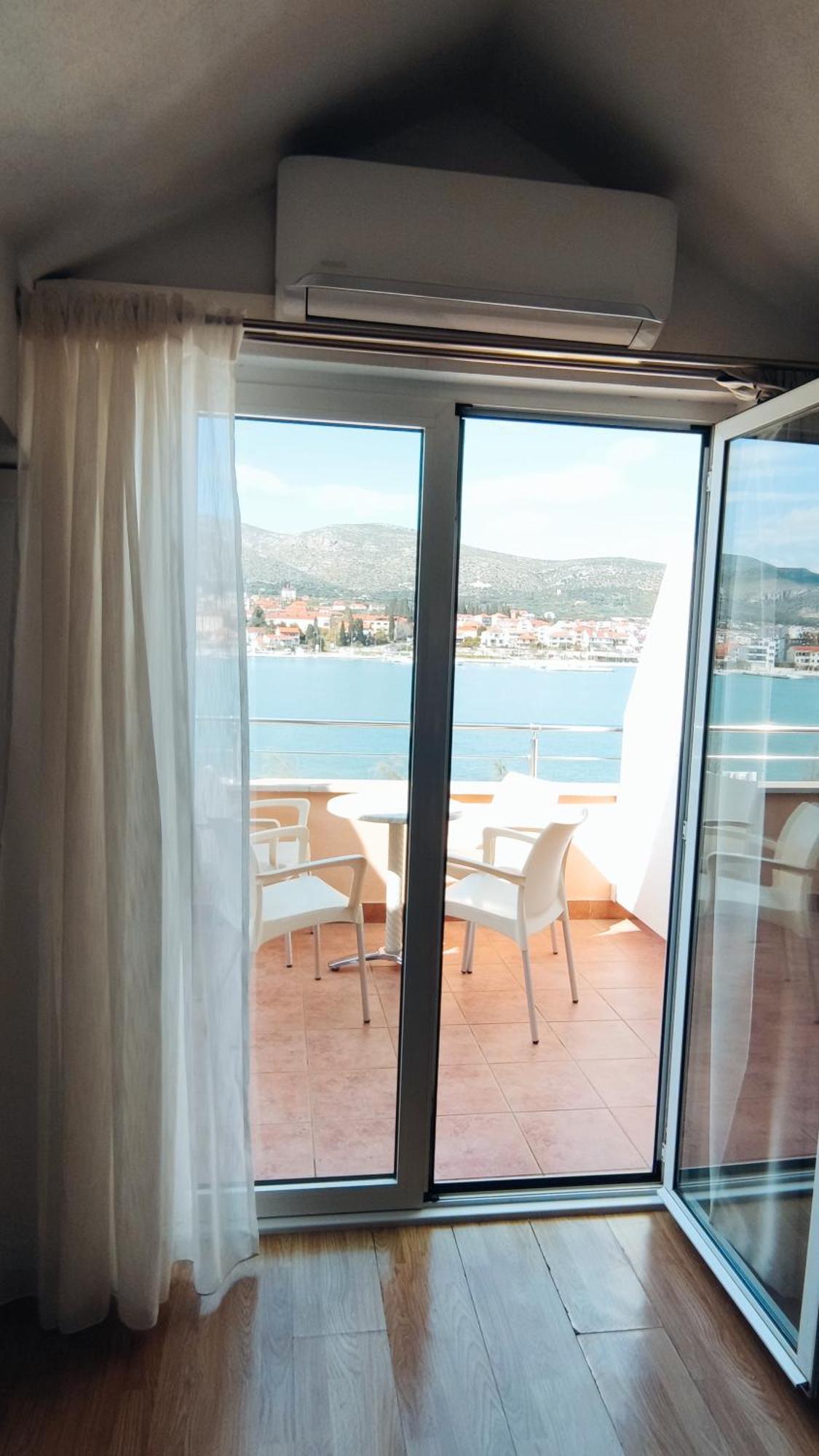 Apartments Kapetanovi Dvori Trogir Eksteriør billede